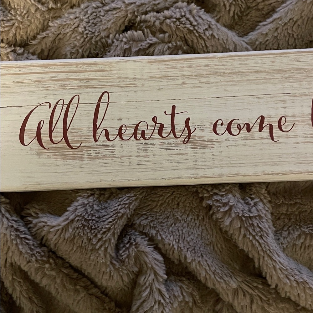 Wooden Christmas Sign with Heartwarming Message
